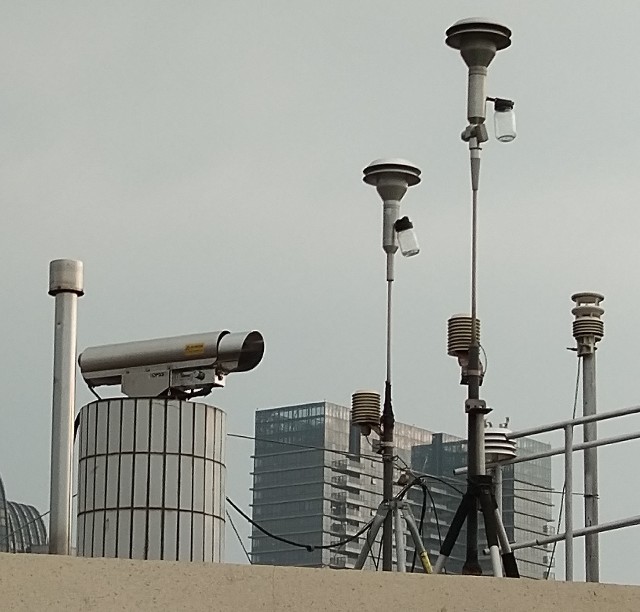 长光程臭氧分析仪在空气站中的应用