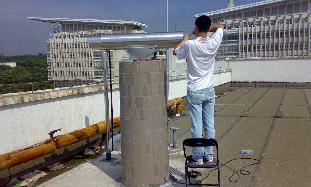 长光程臭氧在线监测设备安装图